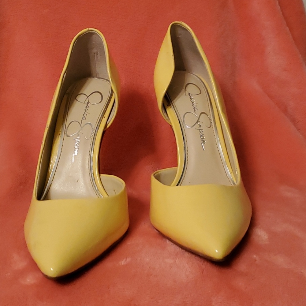 Women's shoes